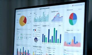 Dashboard con análisis de datos para estrategias financieras